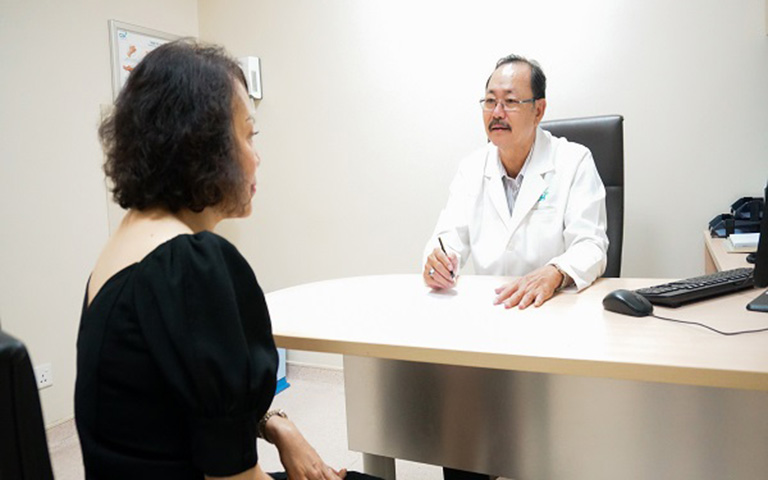 Bác sĩ chữa thóa hóa cột sống giỏi TP Hồ Chí Minh
