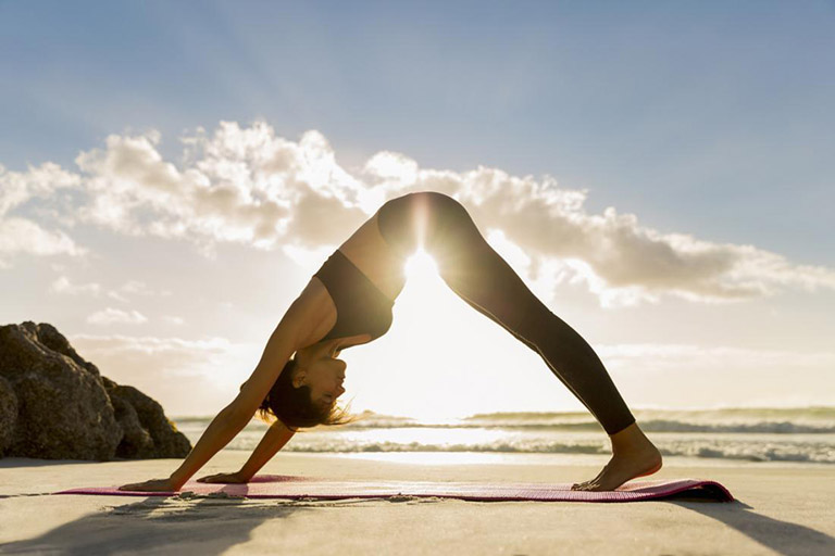 Các bài tập yoga có tác dụng hỗ trợ chữa thoát vị đĩa đệm cột sống thắt lưng hiệu quả